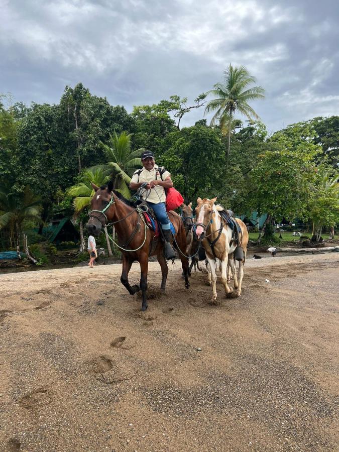 הוסטל Drakes Bay Corcovado Adventures מראה חיצוני תמונה